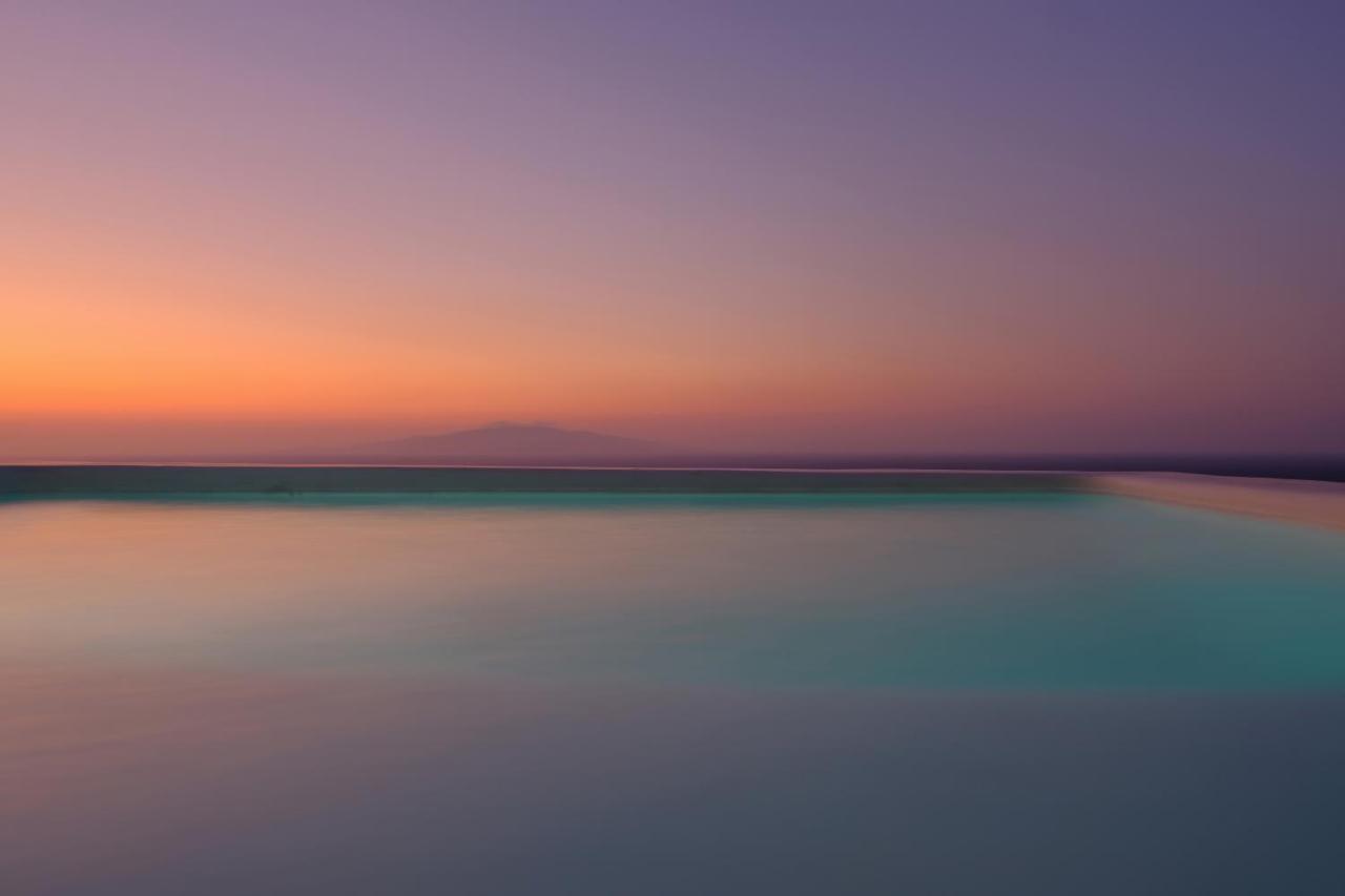 أويا Aplada Suites المظهر الخارجي الصورة